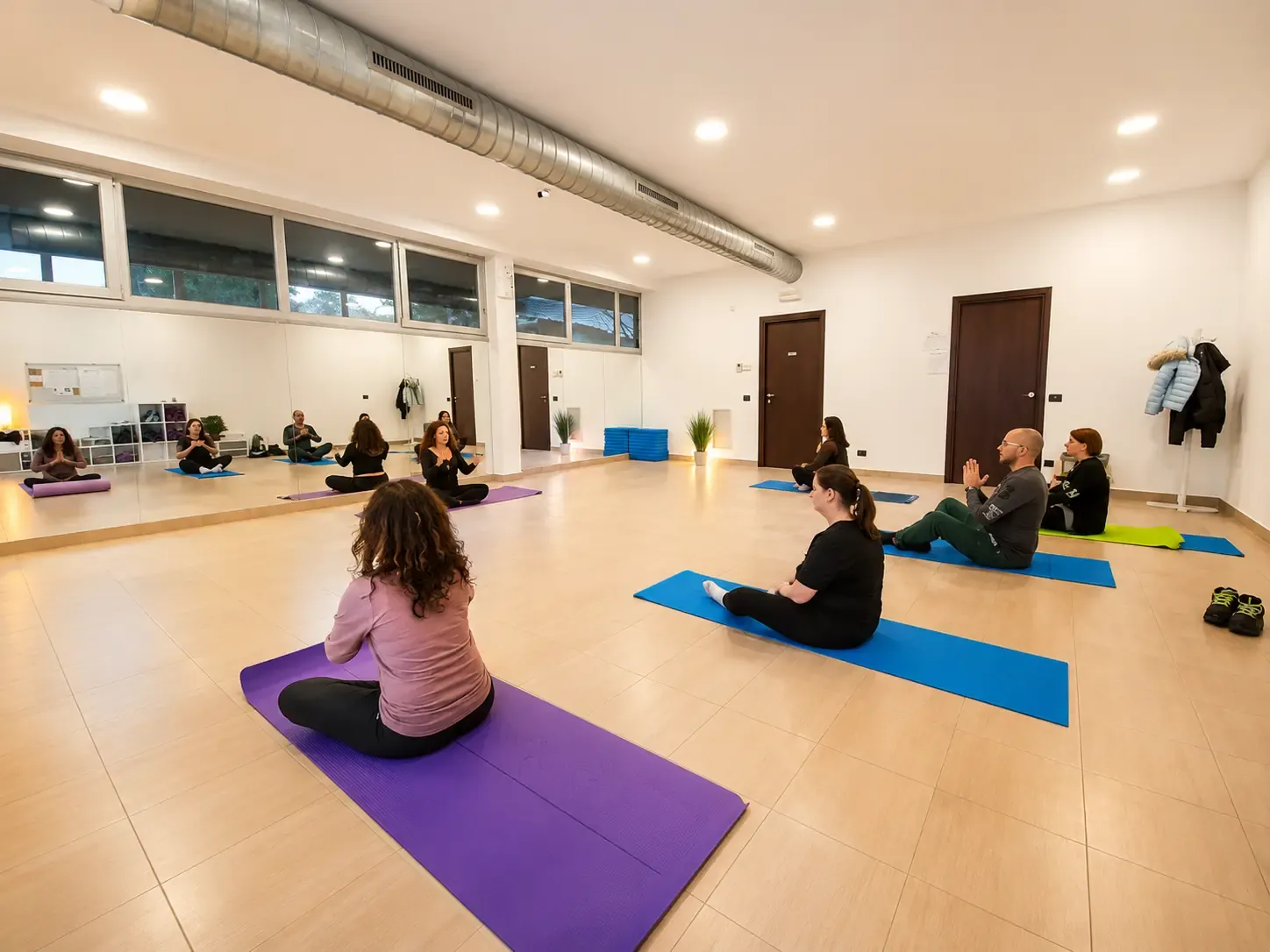 Una lezione nella sala corsi della sede GiZeta di Sagnino, a Como